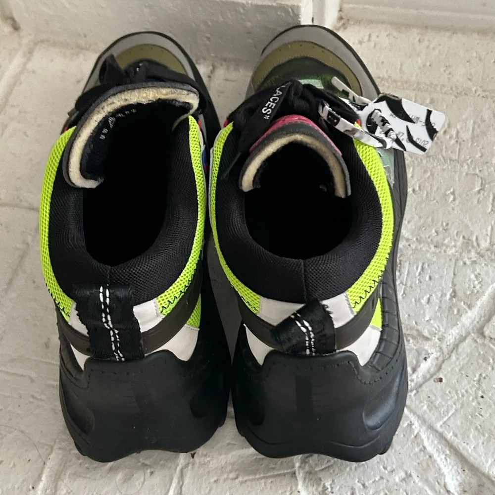 Off-White Men's Green, Gray & Neon Pink Accent Sneakers
